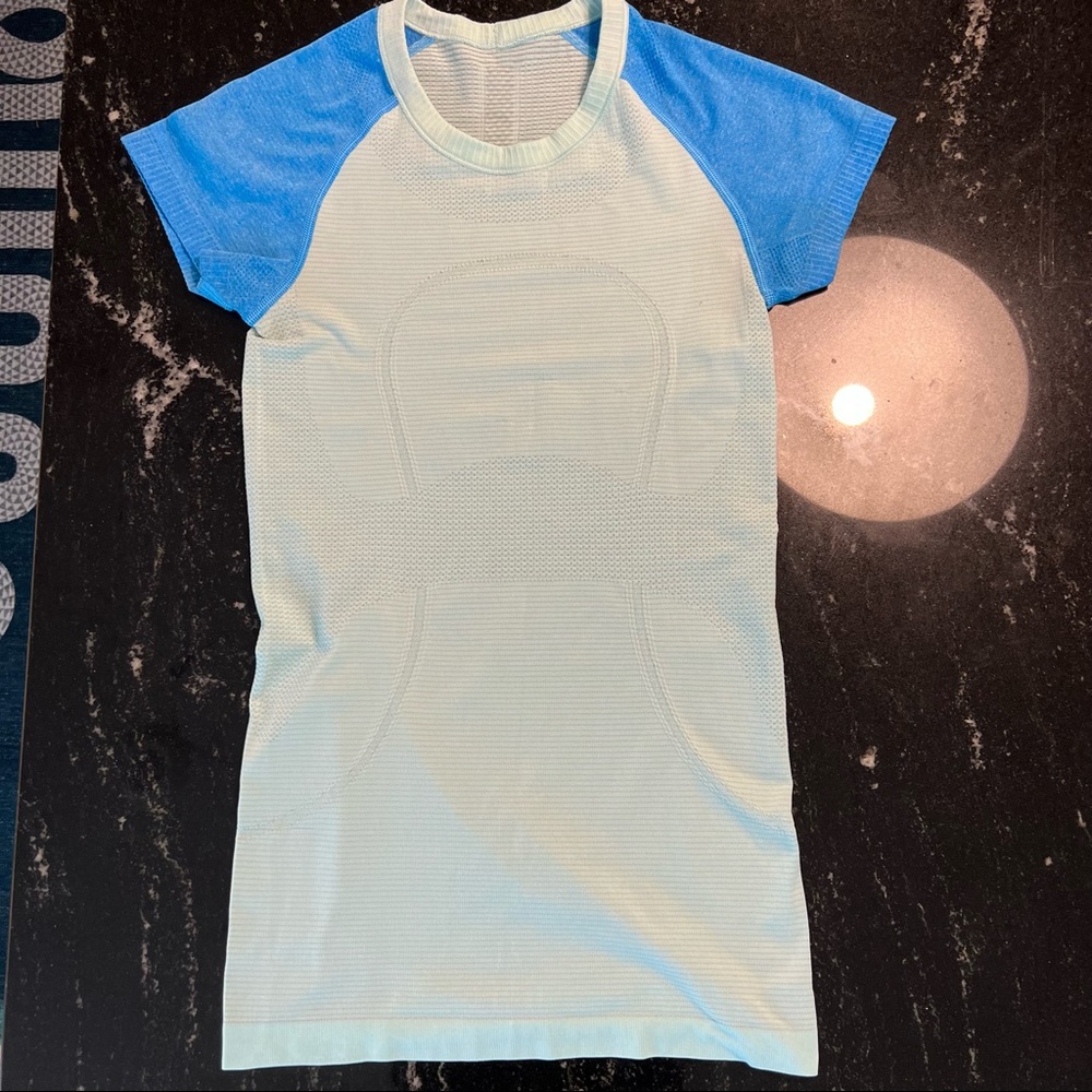 Lululemon Swiftly tech short sleeve Two Tone